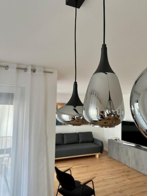 Amao-Pearl I Comfort Suite I 94Qm I Kingsize-Bett I Exklusiv Mit Balkon & Tiefgarage I Aufzug Offenbourg Extérieur photo